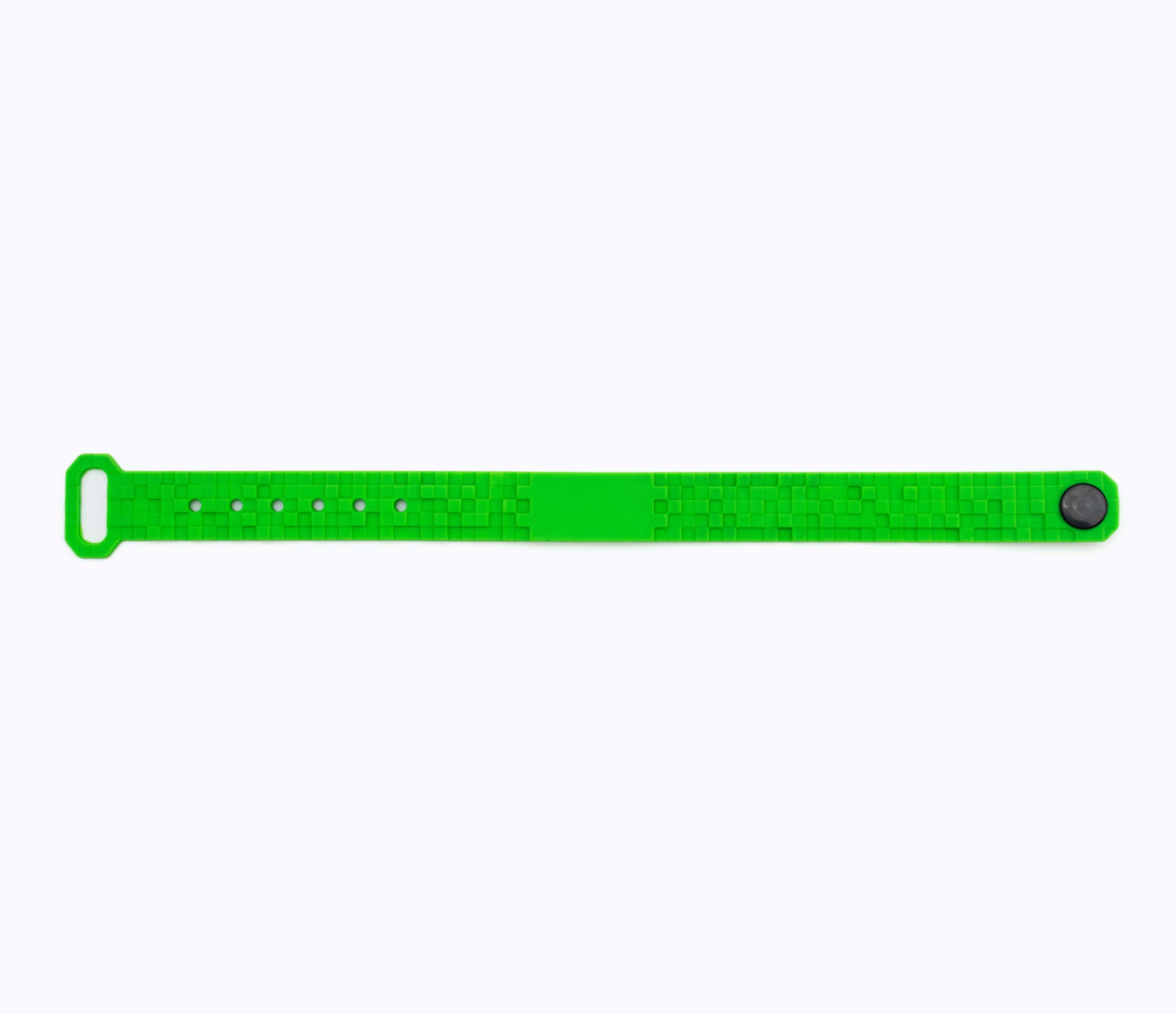 Силиконовый RFID-браслет Пиксель с чипом вид снизу Силиконовый RFID-браслет Пиксель с чипом