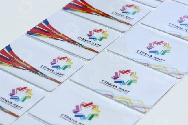  ПЭТ-пакеты для пластиковых карт — дополнительные траты или надежная защита?
