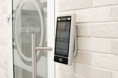  Терминалы доступа вместо NFC считывателей на входе: модернизация системы